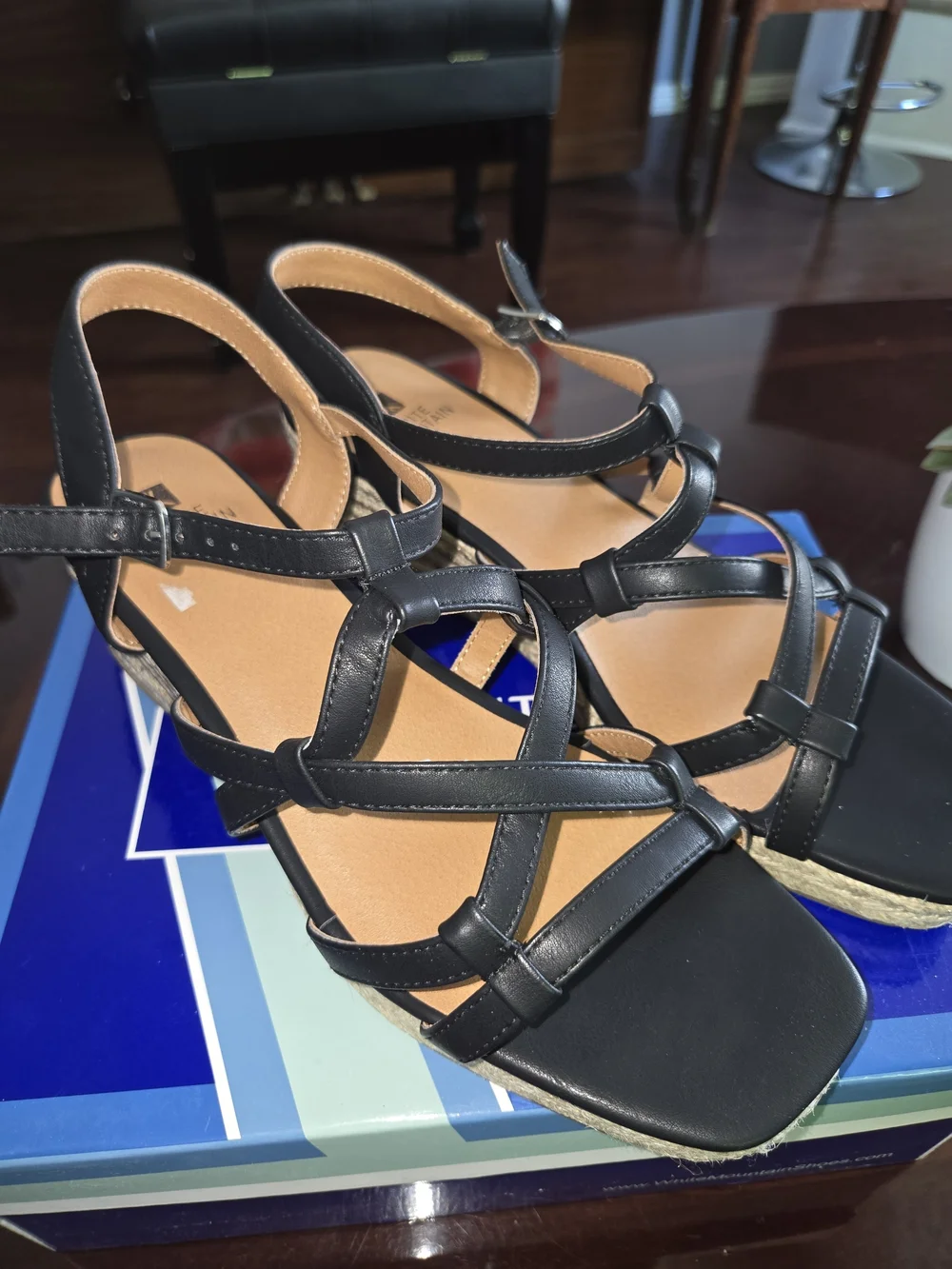 Black Women's Wedge Espadrille Sandals. White Mountain, 9.5